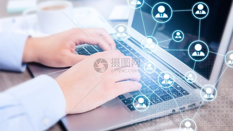 这些客户在选择IT咨询服务时，通常关注以下几个核心要素：
